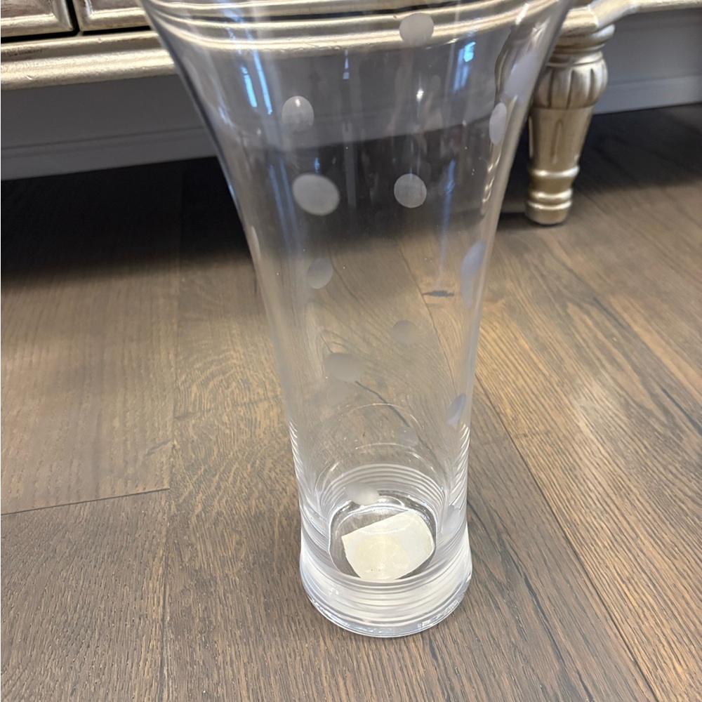 Royal Doulton glass vase 10” new in box retail $159